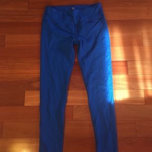 90 degree full length blue leggings